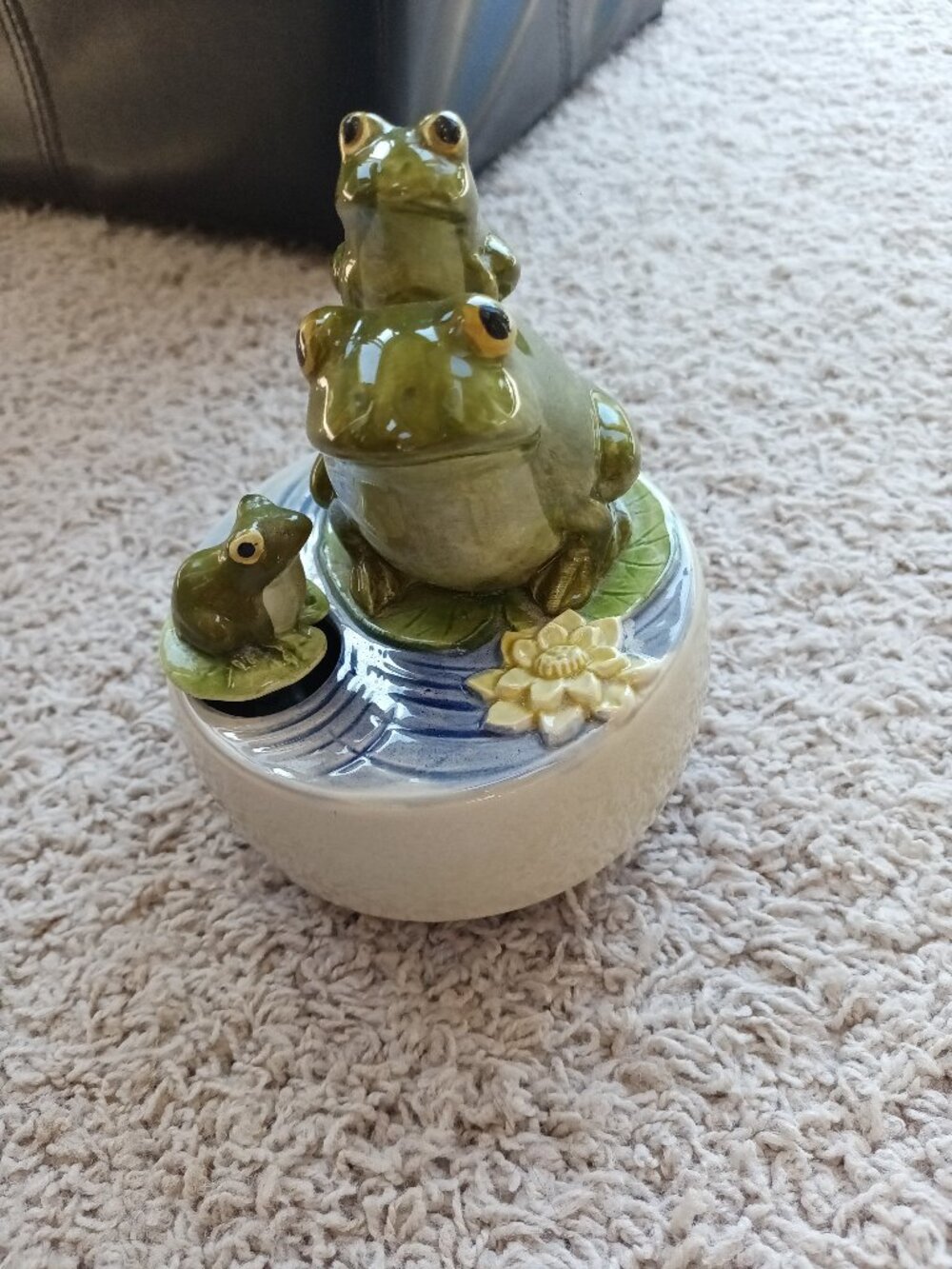 New Vintage Otagiri Frog Music Box Someday My Prince Will Come Song 1980